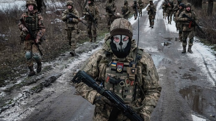 NATO omawia scenariusze zakończenia wojny w Ukrainie w drodze negocjacji.