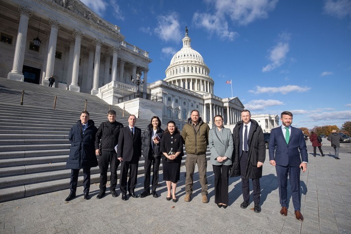 ¿Cómo fue la reunión de la delegación ucraniana con el equipo de Trump en Washington?