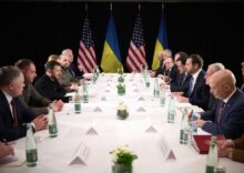 Україна вже працює з командою Трампа над проєктом мирної угоди; плануються переговори США та РФ у Саудівській Аравії.