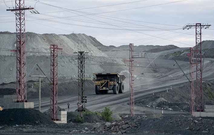 Casi la mitad de los yacimientos minerales de Ucrania están ocupados o ya están en manos de sus dueños.