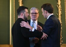 USA nalegają na dialog między Ukrainą a Rosją w celu zakończenia wojny; Zełenski, Macron i Starmer przedstawią Trumpowi plan pokojowy.