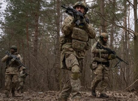 The Kremlin proposes halting the war along the current front line while continuing its air strikes on Ukraine.