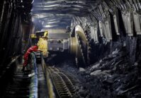 Українська компанія домовляється про видобуток вугілля у Польщі.