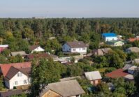 У передмісті Києва дорожчають приватні будинки.