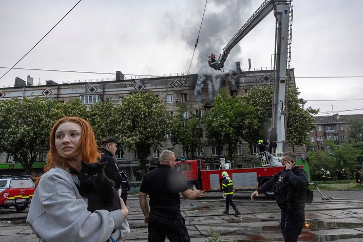 Russia and Ukraine exchanged airstrikes against each other ahead of the anniversary of victory day in World War II.