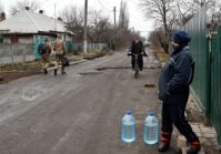 Putin refuses to accept the US peace proposals and continues to insist on four Ukrainian regions, despite US pressure.