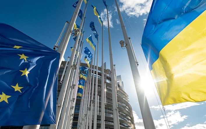 The European Commission has revised its economic forecast for Ukraine, lowering its GDP growth prediction for 2025 from 2.8% in November to 2%.