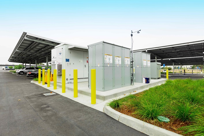 Large businesses in Ukraine have increased their investments in energy storage facilities.
