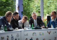 Britain and France prepare to provide long-term defense for Ukraine without US support, rather than sending peacekeepers.