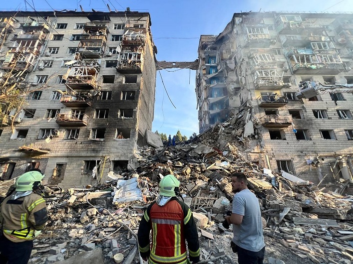 During the G7 summit, Russia launched a massive attack on Kyiv and nearby regions using missiles and drones.