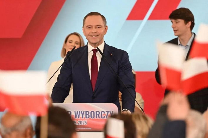 Новообраний президент Польщі поки що проти вступу України до ЄС. Натомість країни Балтії підтримують її євроатлантичну інтеграцію.