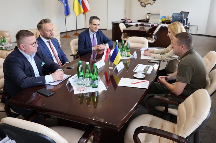 A Spanish-Polish investor plans to develop transportation and energy infrastructure in Western Ukraine.