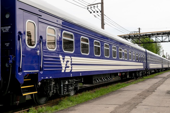 UZ demonstrates steady passenger transportation recovery despite ongoing unprofitability and plans to pay interest on its Eurobonds.