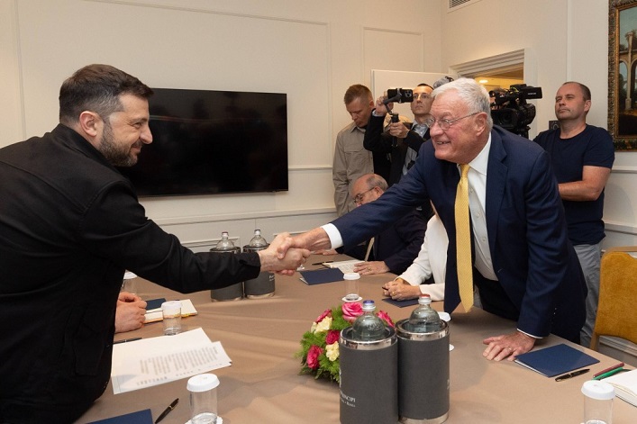 Kellogg: International partners should help Ukraine in rebuilding with a new Marshall Plan.
