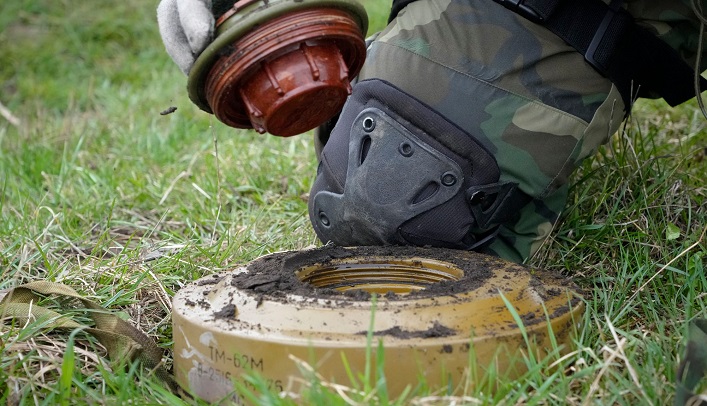 Дві країни НАТО вироблятимуть протипіхотні міни для України.
