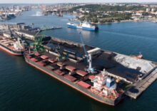 Polish logistics companies are losing millions due to the halt in Ukrainian grain transit.