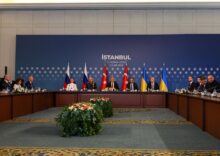 Туреччина стверджує, що Росія готова до нового раунду мирних переговорів з Україною.