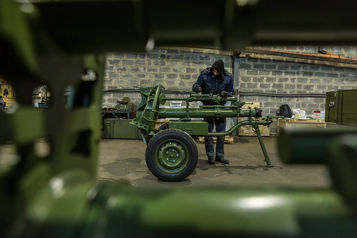 The Ukrainian parliament is drafting a bill on arms exports.