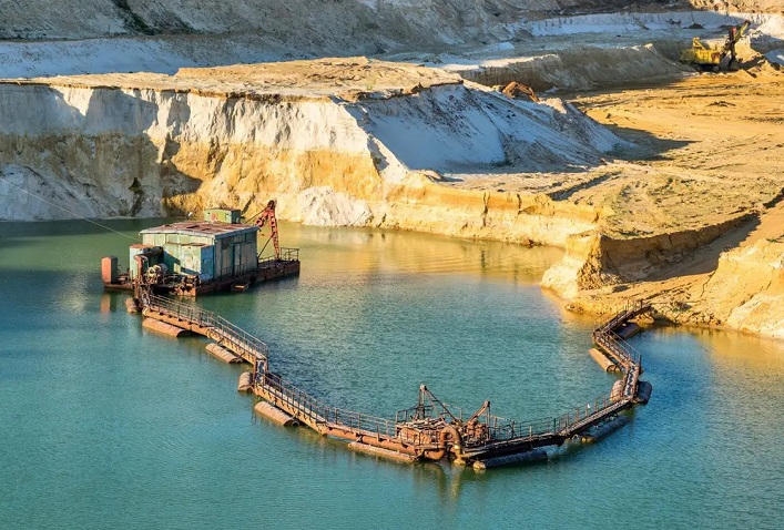 Trump might offer Putin access to rare earth minerals in Alaska in exchange for ending the war in Ukraine.