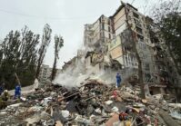 Russia is laughing at Trump's deadline by hammering Kyiv with over 300 drones and missiles, killing 31 people.