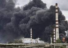 Україна вразила два нафтопереробні заводи ворога та відрізала від газопостачання низку стратегічних підприємств РФ.