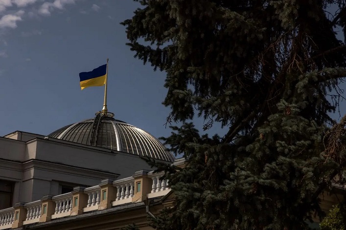 Ukraine and the IMF are developing a new credit program because the current one no longer meets Ukraine's needs.
