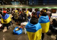 Українці в Німеччині щомісяця отримують €711. Країна планує скасувати соцвиплати для біженців.